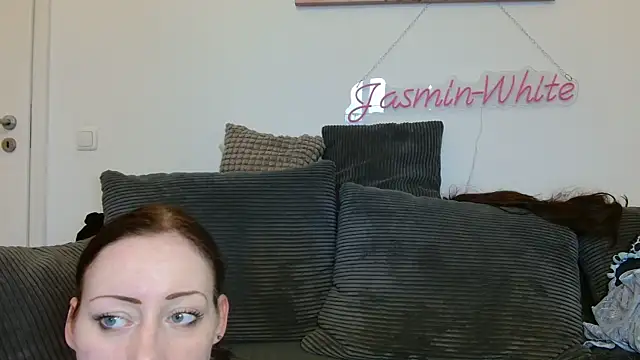 Jasmin-White online show from April 2026 12:40:02 PM