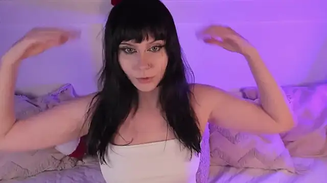 Snapshot of UnaMedison chatting on December 2025 02:22:02 PM UnaMedison online show from December 2025 02:22:02 PM