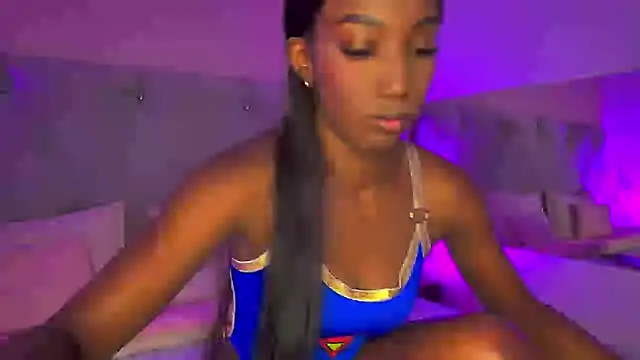 FiorelaLenin online show from April 2026 04:30:01 PM