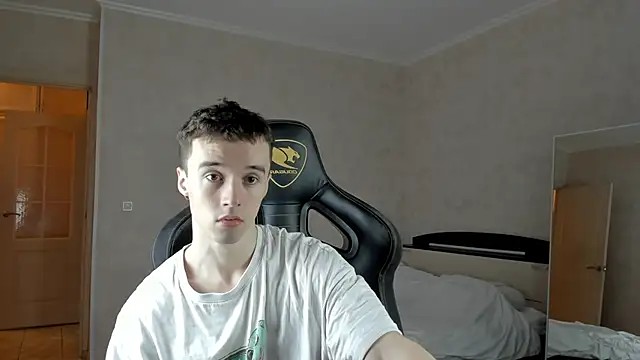 MasonWarholl online show from March 2025 01:40:02 PM