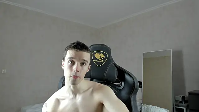 MasonWarholl online show from January 2025 04:39:02 AM