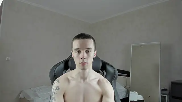 MasonWarholl online show from January 2025 06:05:01 PM