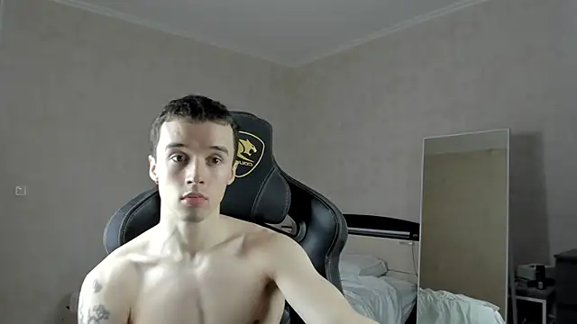 MasonWarholl online show from January 2025 01:29:01 AM