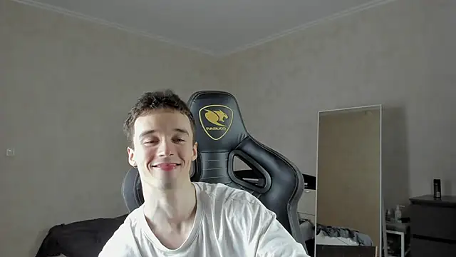 MasonWarholl online show from March 2025 07:22:02 AM