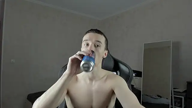 MasonWarholl online show from January 2025 03:45:01 PM