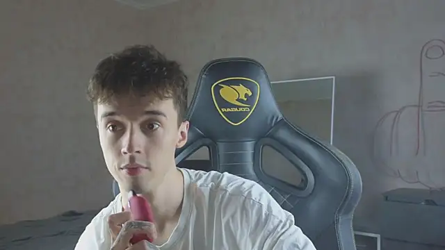 MasonWarholl online show from October 2025 10:12:02 PM