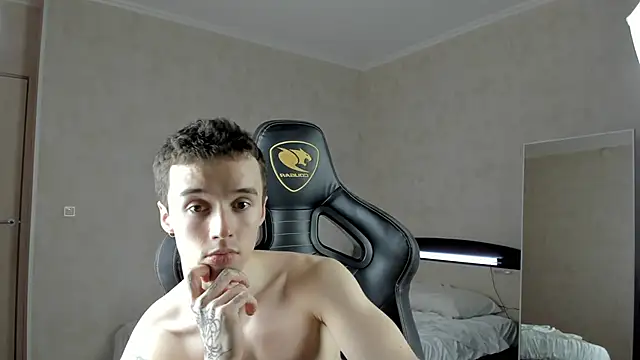 MasonWarholl online show from February 2025 11:46:02 PM