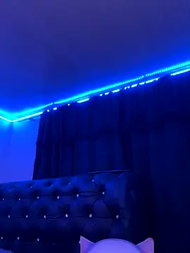 KittyRous online show from November 2025 07:56:01 AM