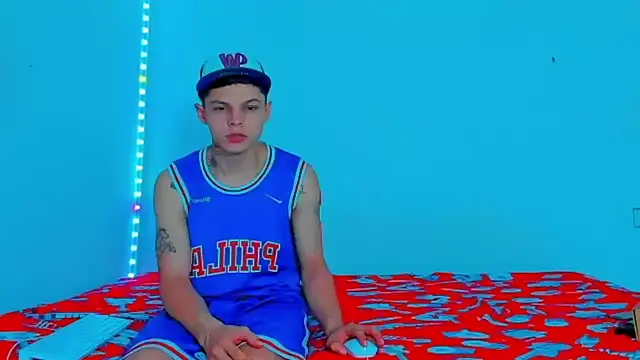 HOT boy2025 online show from March 2025 11:15:01 PM