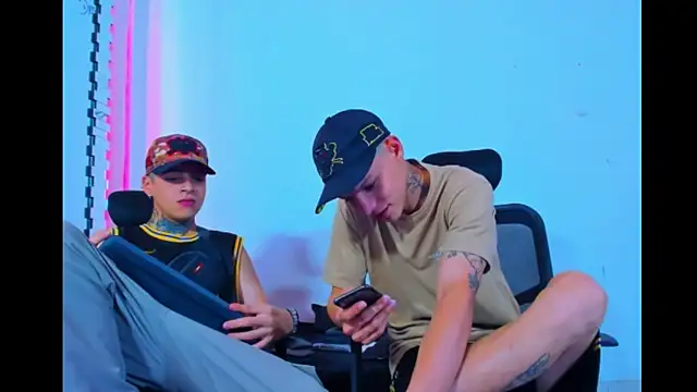 HOT boy2025 online show from September 2025 01:49:01 AM