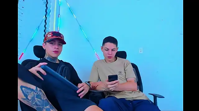 HOT boy2025 online show from September 2025 03:34:02 AM