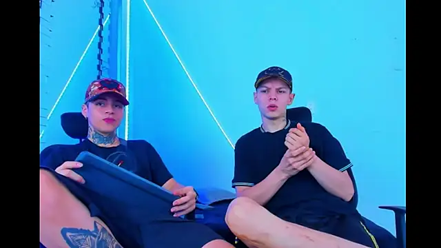 HOT boy2025 online show from September 2025 07:24:02 AM