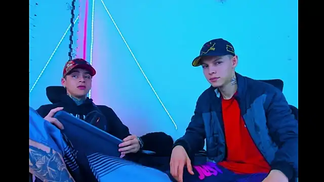 HOT boy2025 online show from September 2025 05:22:01 AM