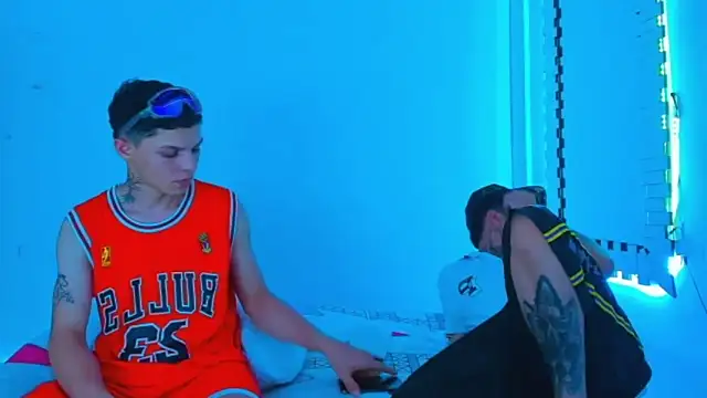 HOT boy2025 online show from February 2025 11:05:01 PM