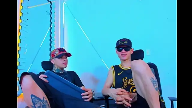 HOT boy2025 online show from September 2025 08:13:02 AM