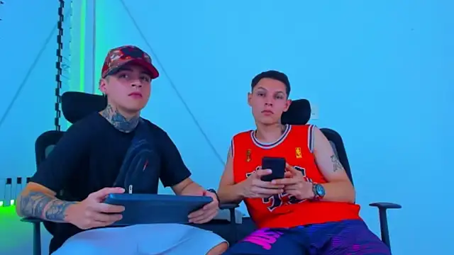 Snapshot of HOT_boy2025 chatting on November 2025 09:29:01 PM HOT boy2025 online show from November 2025 09:29:01 PM