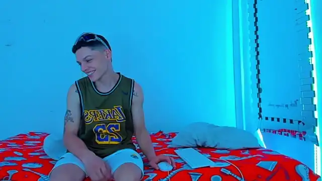HOT boy2025 online show from March 2025 10:20:02 PM