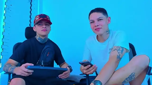 Snapshot of HOT_boy2025 chatting on November 2025 10:26:02 PM HOT boy2025 online show from November 2025 10:26:02 PM