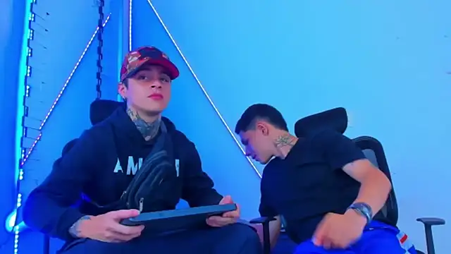 Snapshot of HOT_boy2025 chatting on October 2025 03:16:01 AM HOT boy2025 online show from October 2025 03:16:01 AM