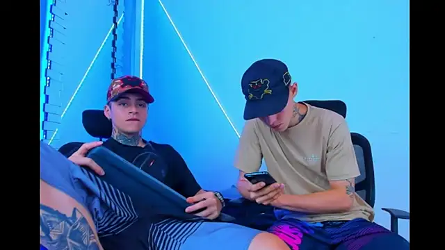 Snapshot of HOT_boy2025 chatting on September 2025 07:25:01 AM HOT boy2025 online show from September 2025 07:25:01 AM