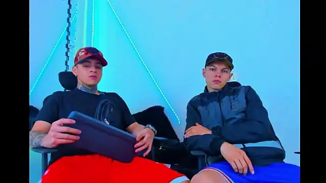 HOT boy2025 online show from September 2025 05:19:02 AM
