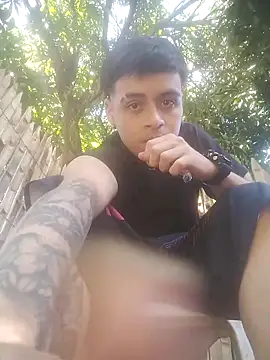 Snapshot of HOT_boy2025 chatting on October 2025 06:08:01 PM HOT boy2025 online show from October 2025 06:08:01 PM