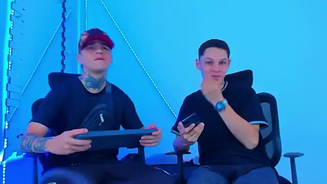 Snapshot of HOT_boy2025 chatting on November 2025 07:30:01 PM HOT boy2025 online show from November 2025 07:30:01 PM