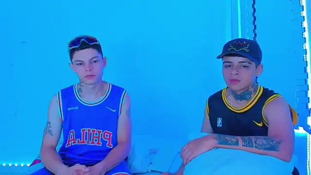 HOT boy2025 online show from February 2025 04:15:02 AM