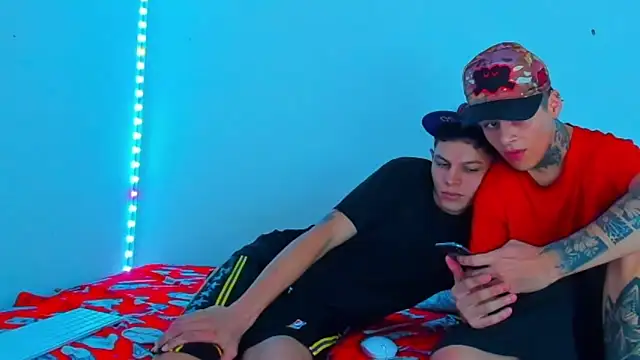 HOT boy2025 online show from March 2025 04:04:01 PM