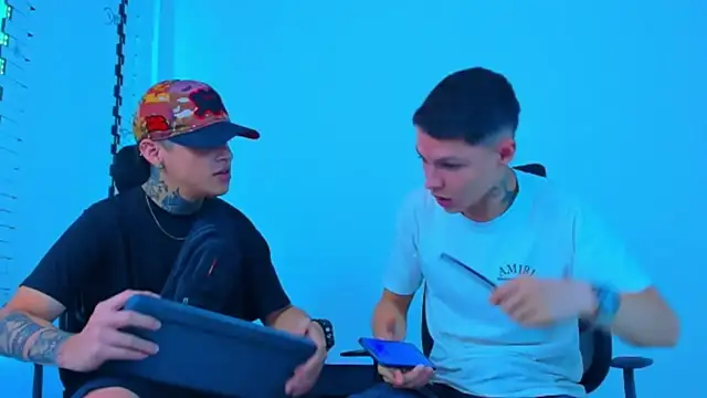 Snapshot of HOT_boy2025 chatting on November 2025 10:59:02 PM HOT boy2025 online show from November 2025 10:59:02 PM