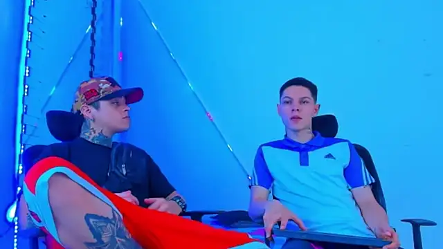 HOT boy2025 online show from October 2025 01:40:01 AM