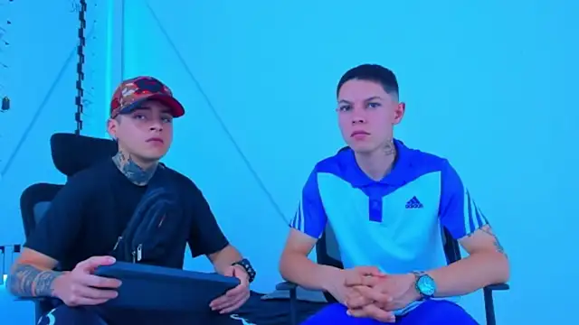 Snapshot of HOT_boy2025 chatting on November 2025 09:52:01 PM HOT boy2025 online show from November 2025 09:52:01 PM