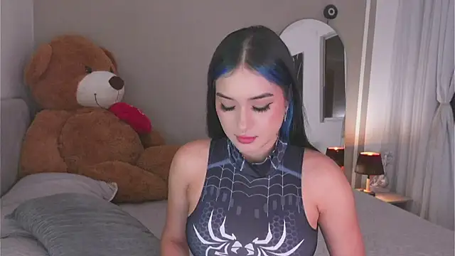AnnyHizzle online show from October 2025 01:17:01 AM