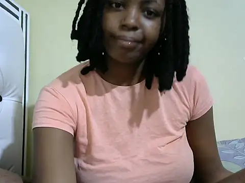 nelly shyn online show from October 2025 08:43:01 PM