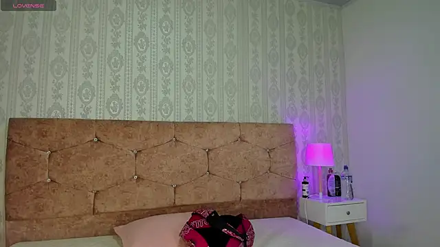 liaa 18 online show from September 2025 03:34:02 AM