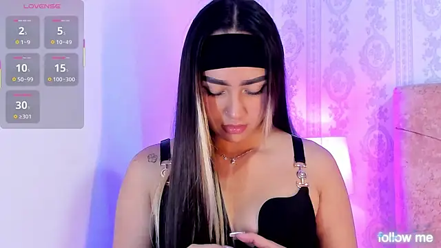 Snapshot of liaa_18 chatting on April 2026 04:30:01 AM liaa 18 online show from April 2026 04:30:01 AM