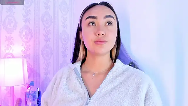 liaa 18 online show from October 2025 04:34:01 AM