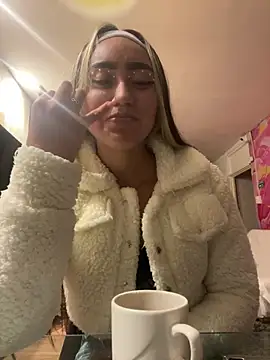 liaa 18 online show from February 2025 04:44:02 AM