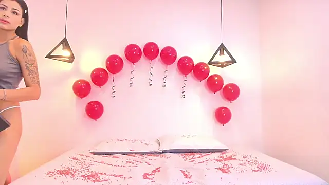 Tinny and Candy online show from February 2025 01:29:01 PM
