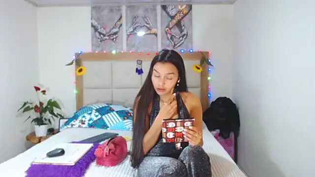valentina hearts online show from March 2025 12:21:01 AM