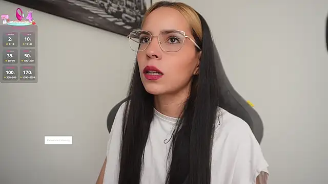 little-eli online show from December 2025 07:15:02 PM