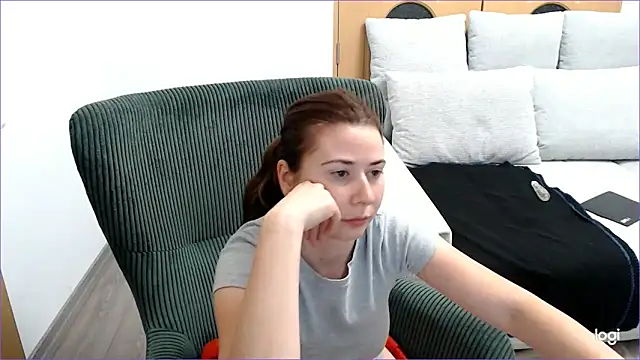 Snapshot of VioletaFlower7 chatting on September 2025 08:09:01 PM VioletaFlower7 online show from September 2025 08:09:01 PM