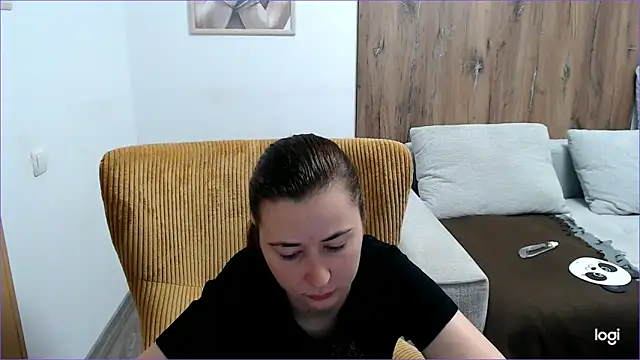 Snapshot of VioletaFlower7 chatting on June 2026 07:13:02 AM VioletaFlower7 online show from June 2026 07:13:02 AM