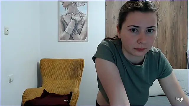 Snapshot of VioletaFlower7 chatting on June 2026 07:46:02 AM VioletaFlower7 online show from June 2026 07:46:02 AM