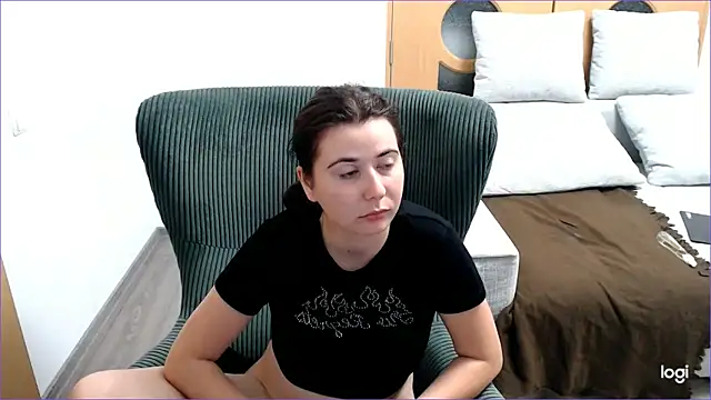 VioletaFlower7 online show from November 2025 10:13:02 PM