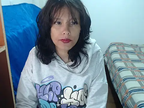 home vlak online show from March 2026 12:28:01 AM