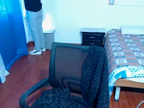 home vlak online show from December 2025 06:12:01 PM