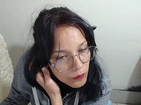 Snapshot of home_vlak chatting on October 2025 04:41:02 PM home vlak online show from October 2025 04:41:02 PM