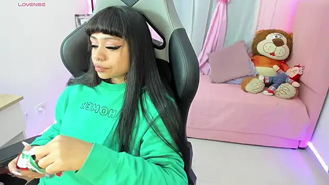 zoesullivan online show from January 2025 09:46:01 AM