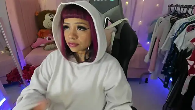 zoesullivan online show from February 2026 10:37:02 AM